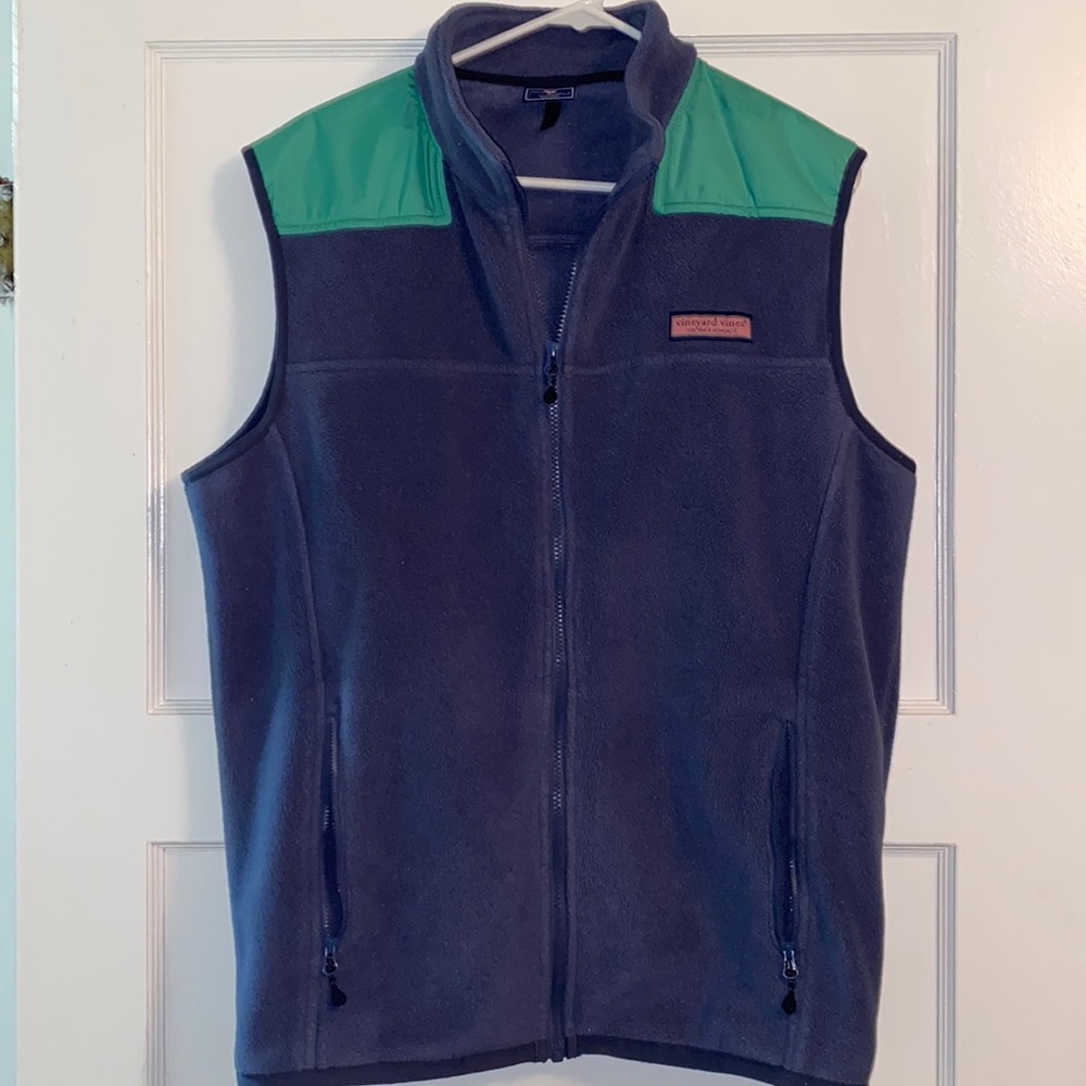 Vineyard Vines fleece zip vest, size L